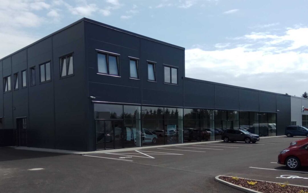 Autosalon UNI auta Jindřichův Hradec